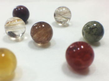 ミックスルチルクォーツの意味効果、浄化方法|パワーストーン専門店