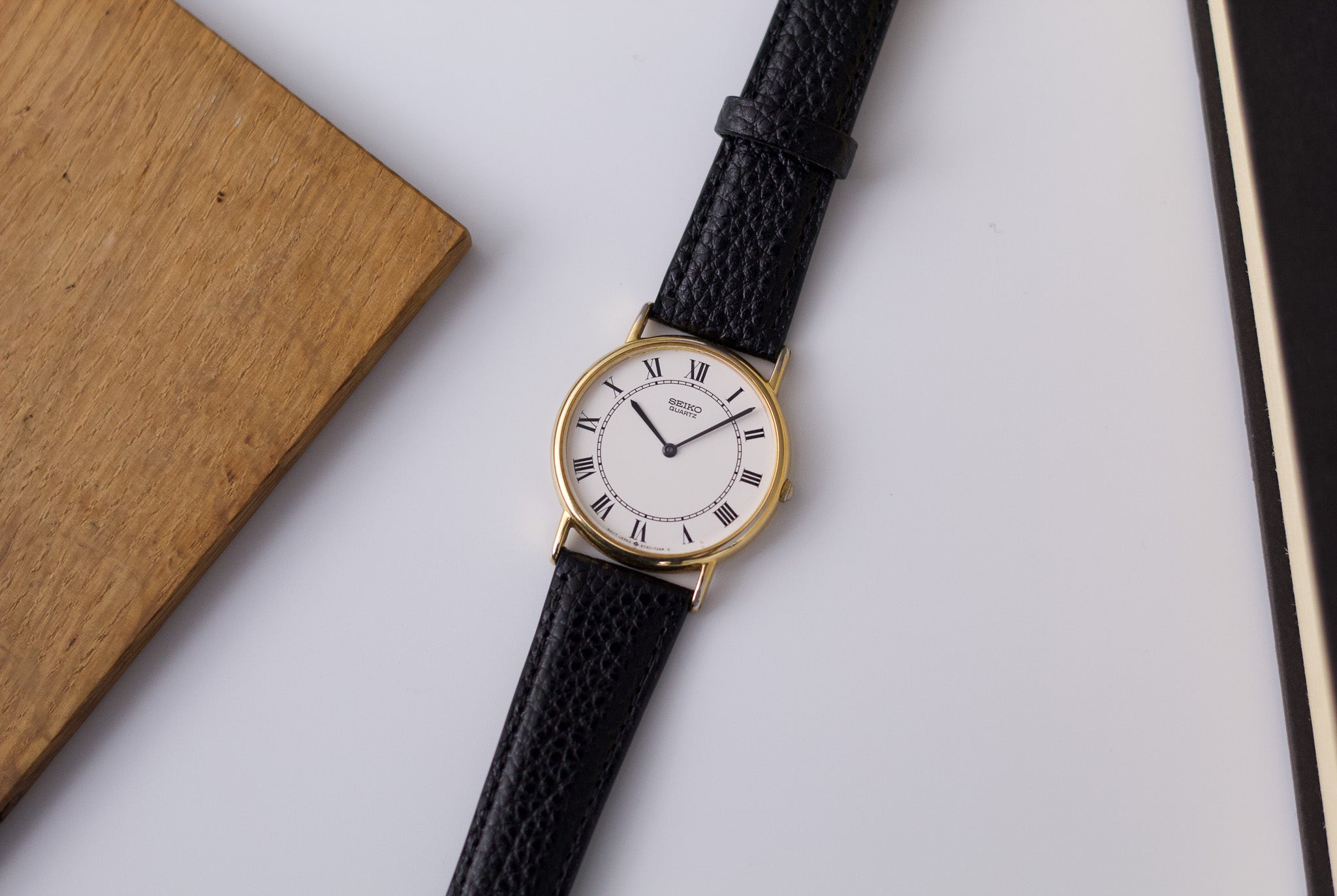 1990 Seiko Quartz Roman Dial Men's Wrist-Watch – Mecalco & Co.