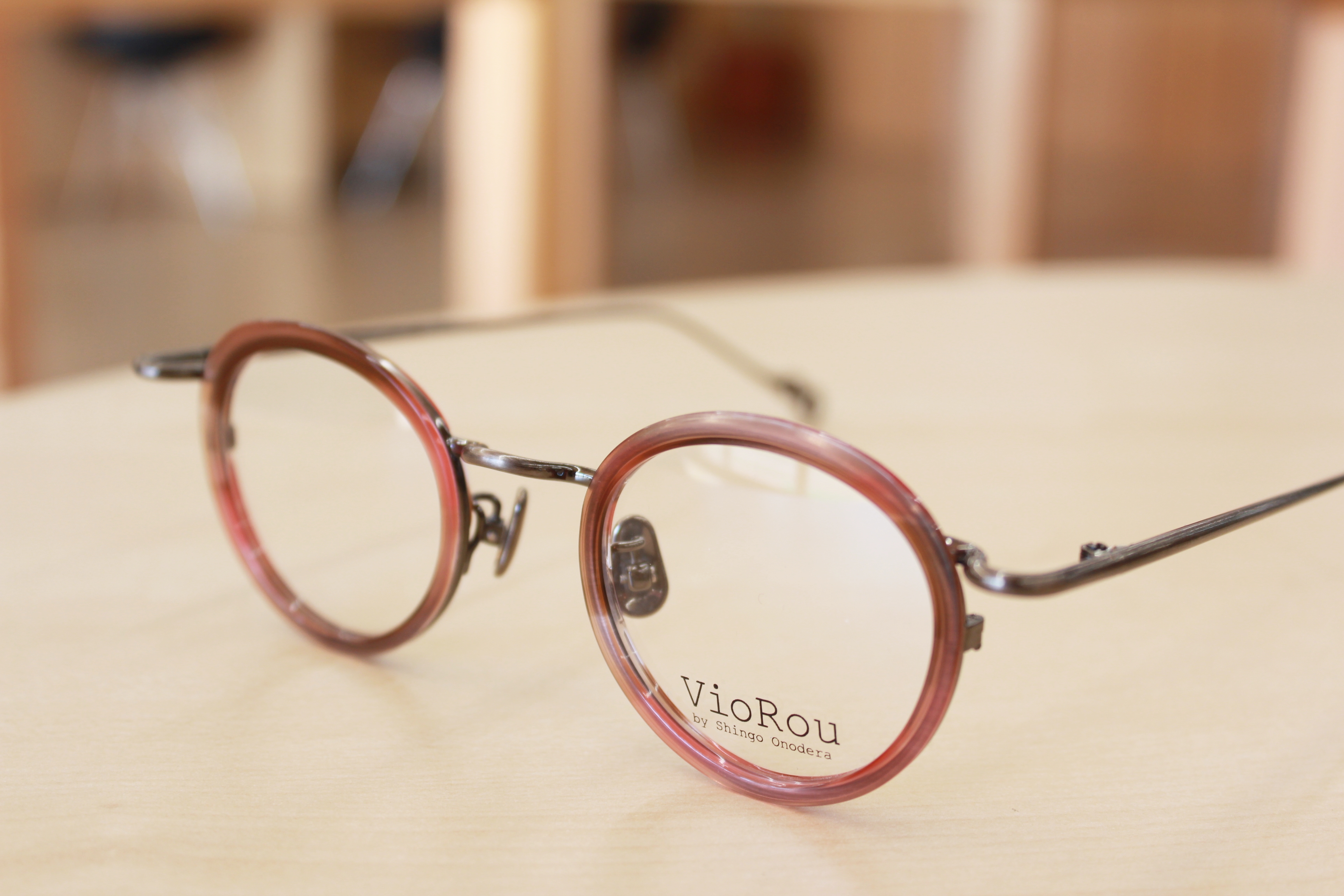 VioRou Nao】少し不思議？なラウンドフレーム | メガネ工房AZ ブログ