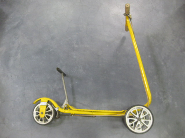 sr1059ローラースルーゴーゴー ホンダ キックボード 【昭和レトロ百貨店】