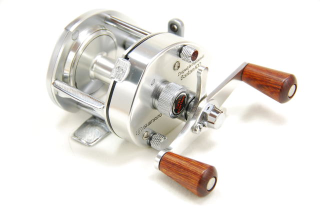 シマノ☆バンタム100☆国産オールドベイトリール☆ウッドノブ シマノ