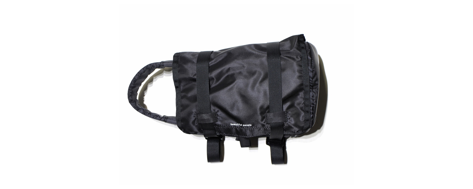 beautiful people – New Arrivals – A.I.R.AGE WEB SITE