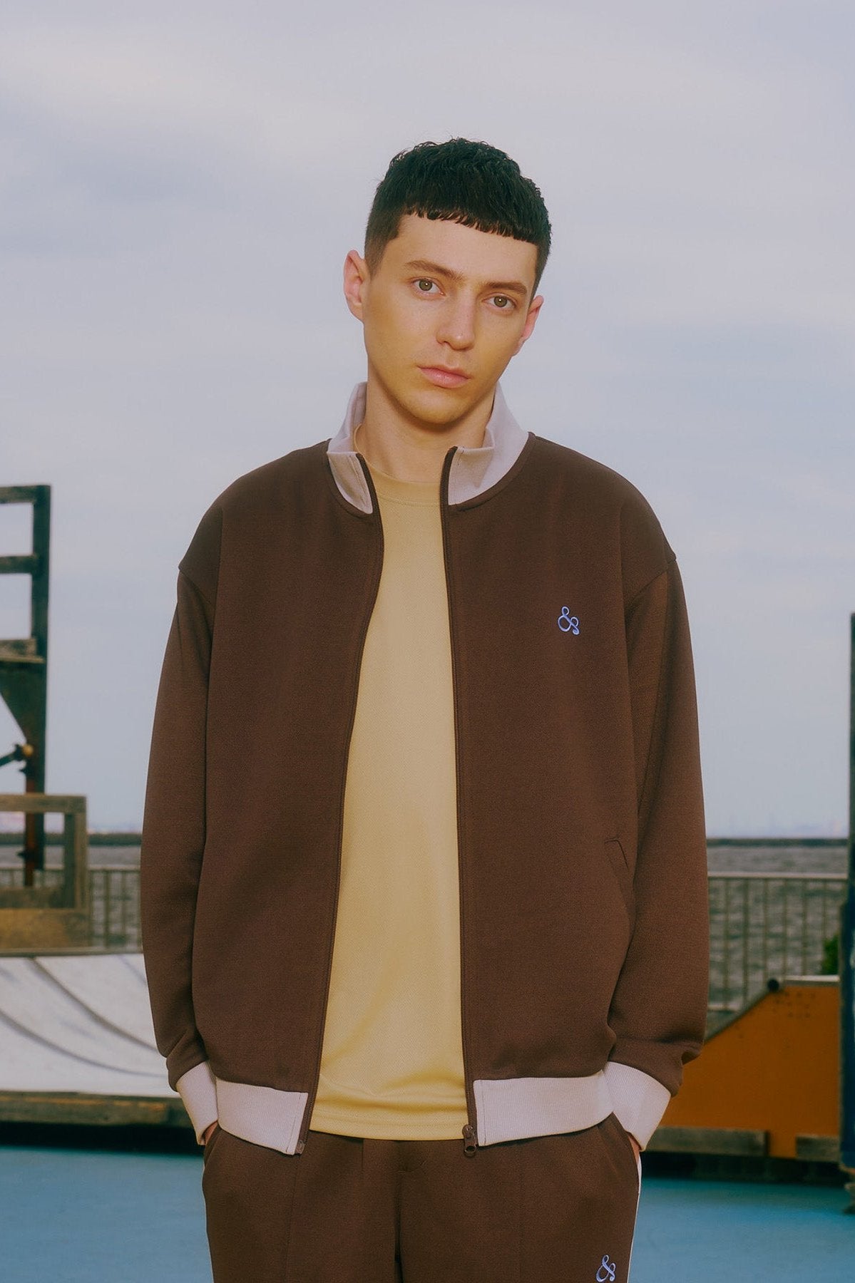 STANDARD JERSEY JACKET BROWN