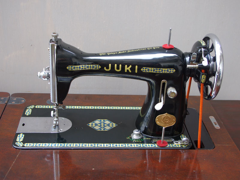 JUKI ジューキ製 足踏みミシン・手回しミシンのアンティークミシン修理