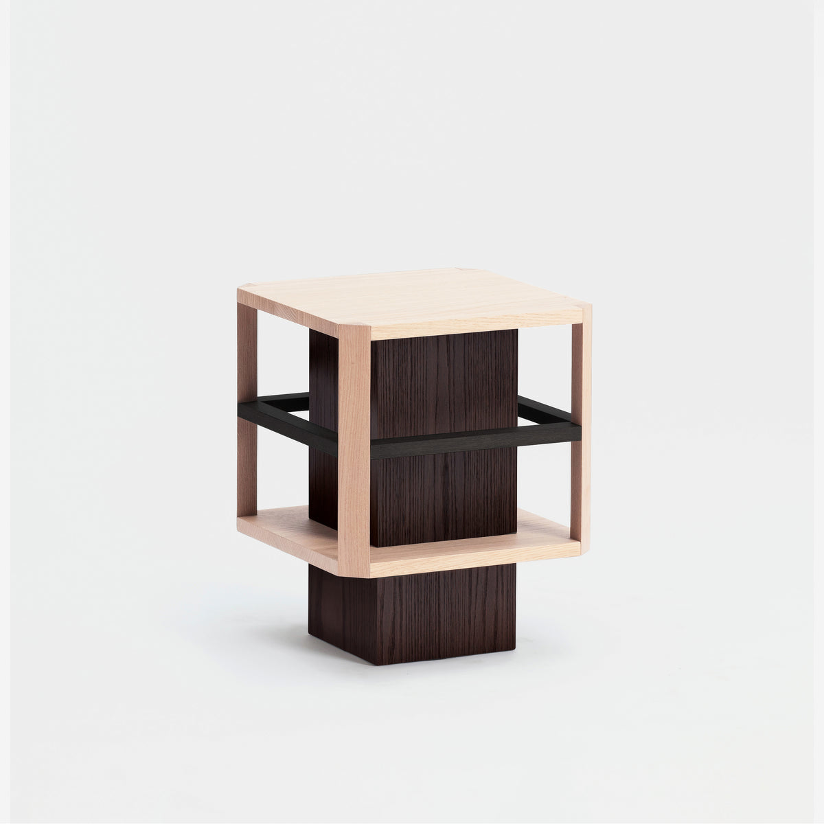 Packshot_Lantern_SideTable_WH-
