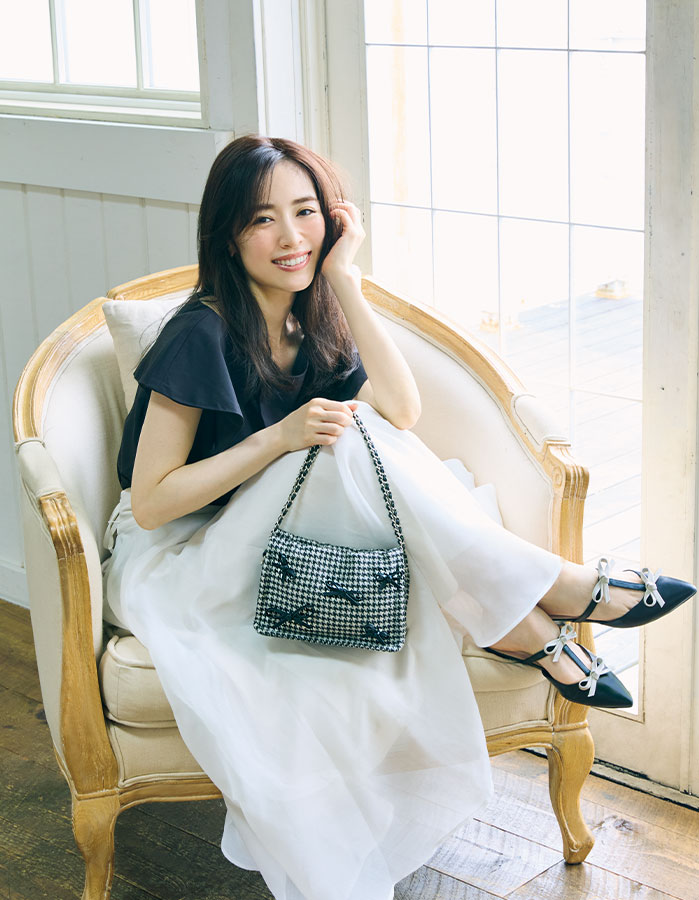 毎日使えるバッグがほしい♡今から秋まで長く使える【ダイアナ】の新作