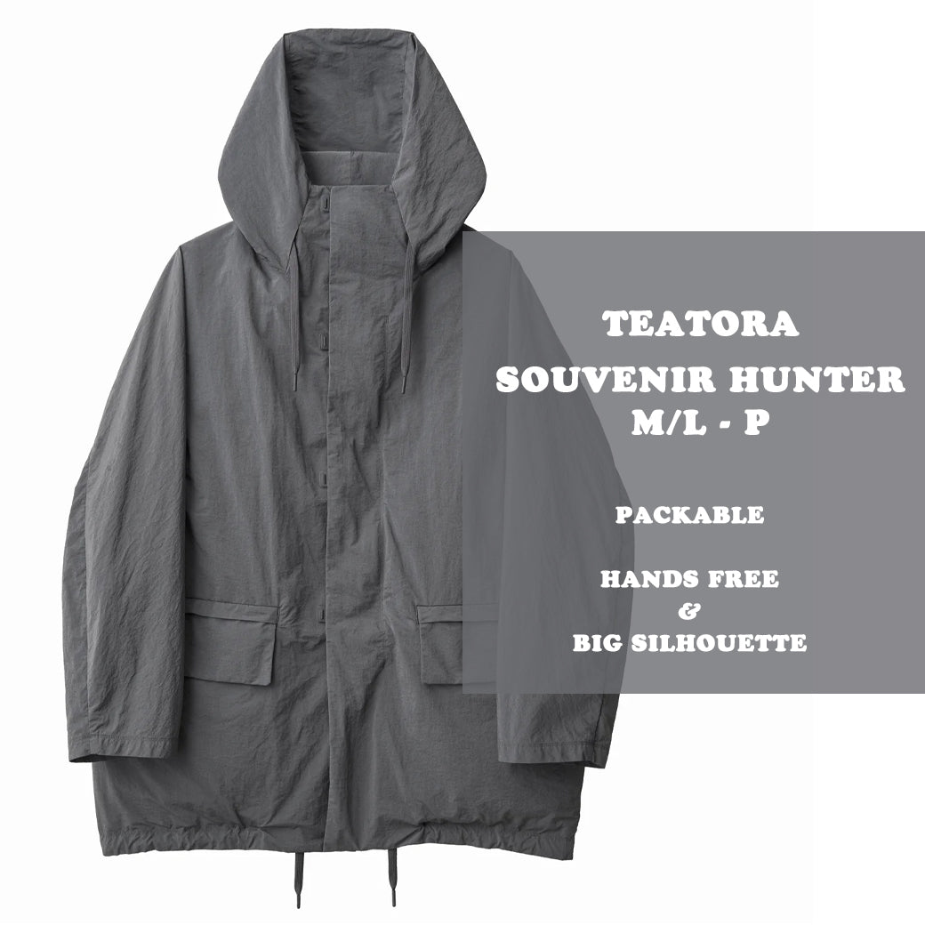 テアトラ〉パッカブル仕様！収納力抜群でビッグシルエットのフーデッド