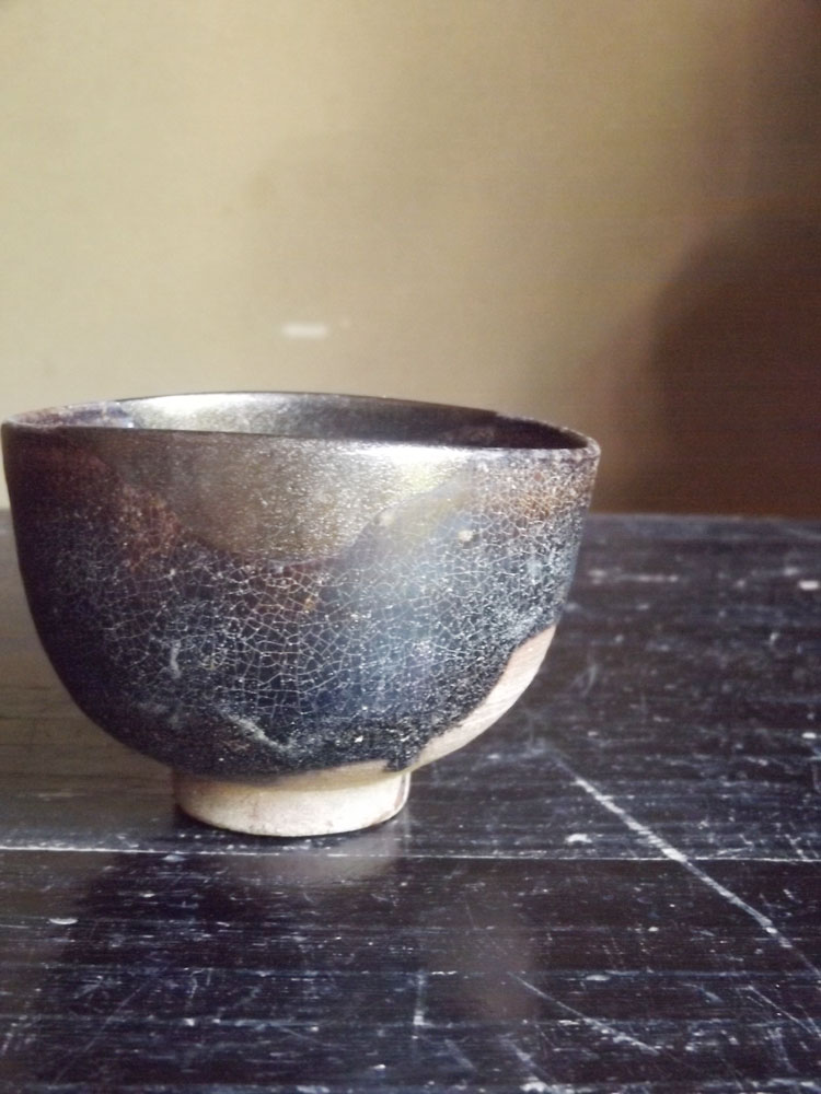 古瀬戸 櫛目 鉄釉 瓶 φ35.3cm 花沓 印(A318) 古瀬戸 櫛目 鉄釉 瓶 φ35