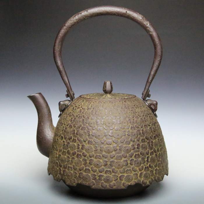 桜地紋南部形鉄瓶大 田山鐡瓶工房 名匠田山和康 使用容量1.9L 岩手県産