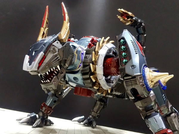 ワルダロアーズ＜ジャグワ＞ ダイアクロン DA-110 レビュー ｜ 繰府庵