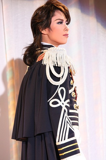 宝塚歌劇月組『ベルサイユのばら-オスカルとアンドレ編-』制作発表