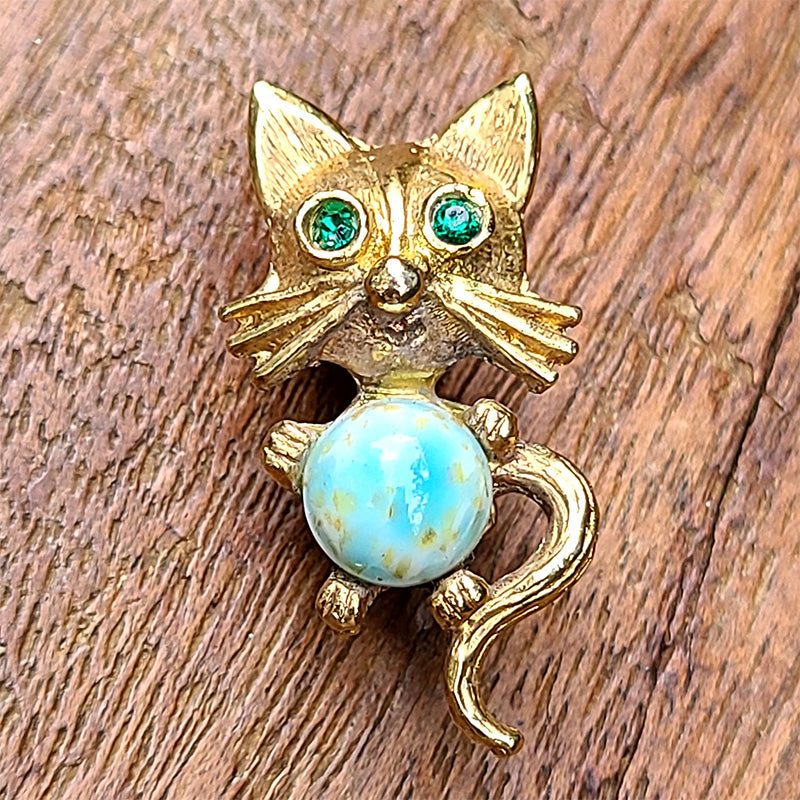 キャットブローチ 猫 ゴールド 水色 スペイン | アンティーク