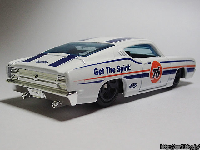 ホットウィール・ミニカ-の'69フォード・トリノ・タラデガは76カラー