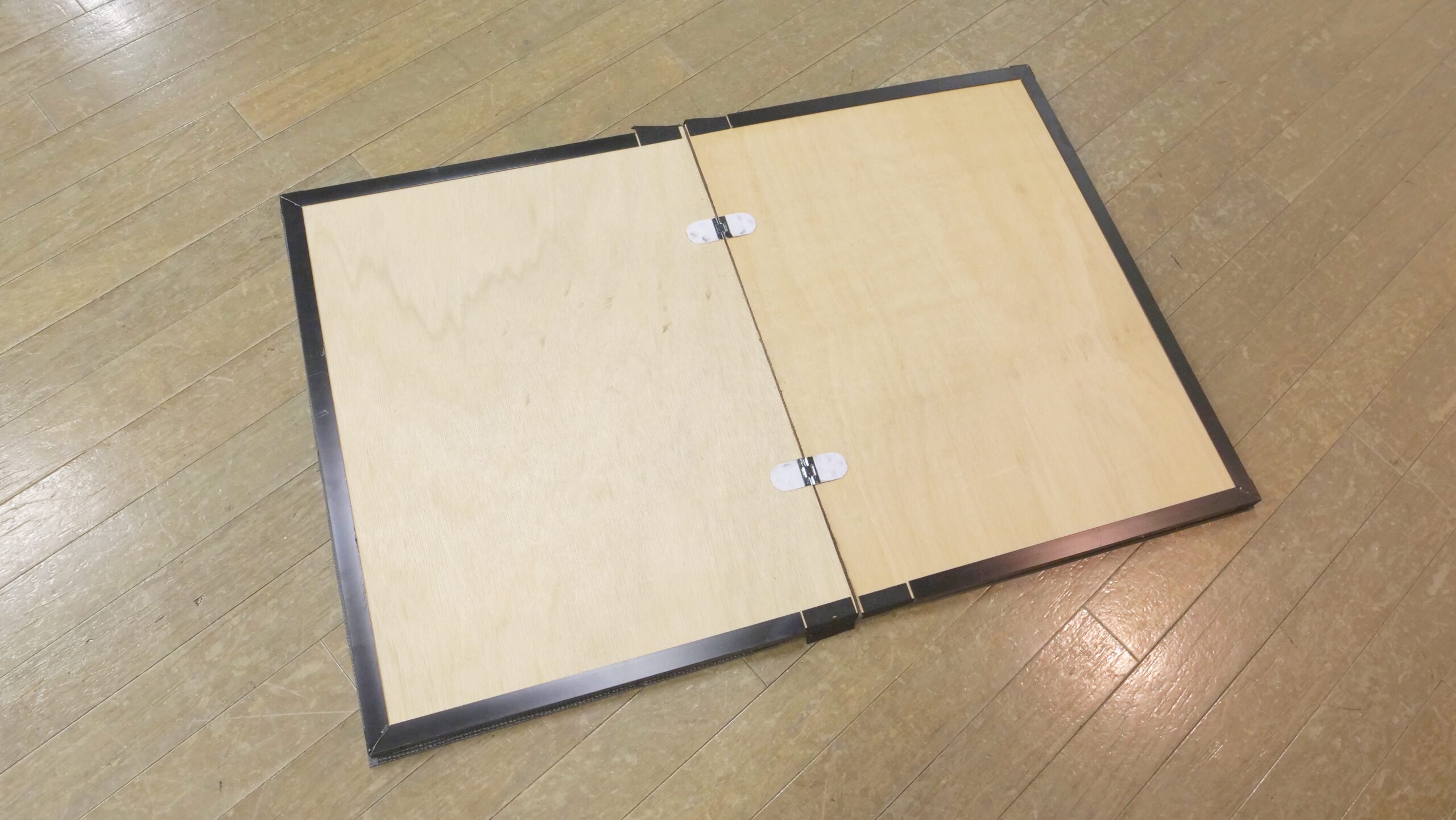 折りたたみ式防音・防振ボード「打てルン®」商品ページ - フラメンコ