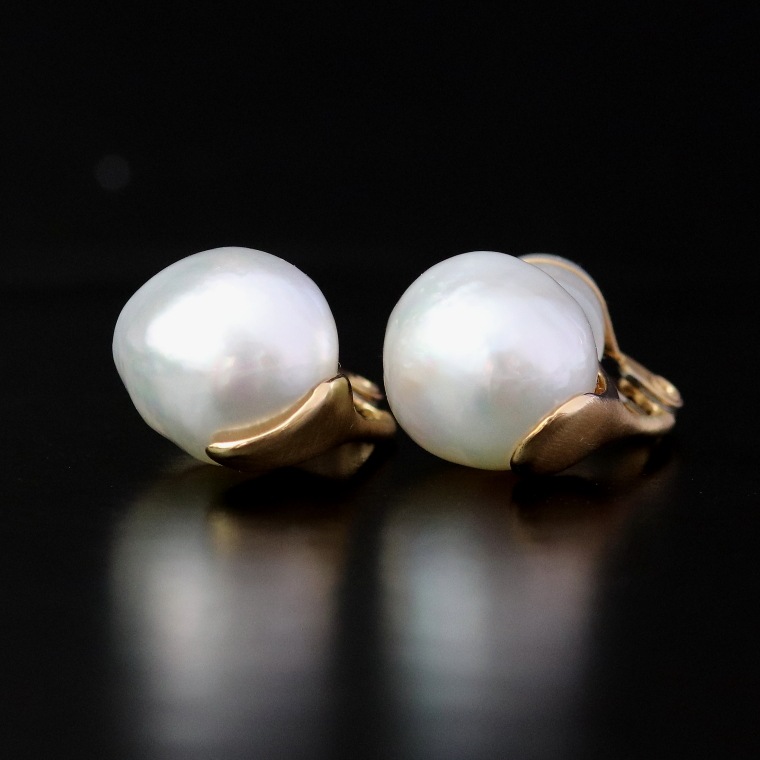 WALNUT K18白蝶真珠バロック【大きさ13㎜】イヤリングG4685 | WALNUT