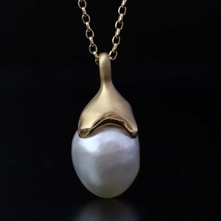 WALNUT K18白蝶真珠バロック【14㎜】ペンダントG4733 | WALNUT | 真珠