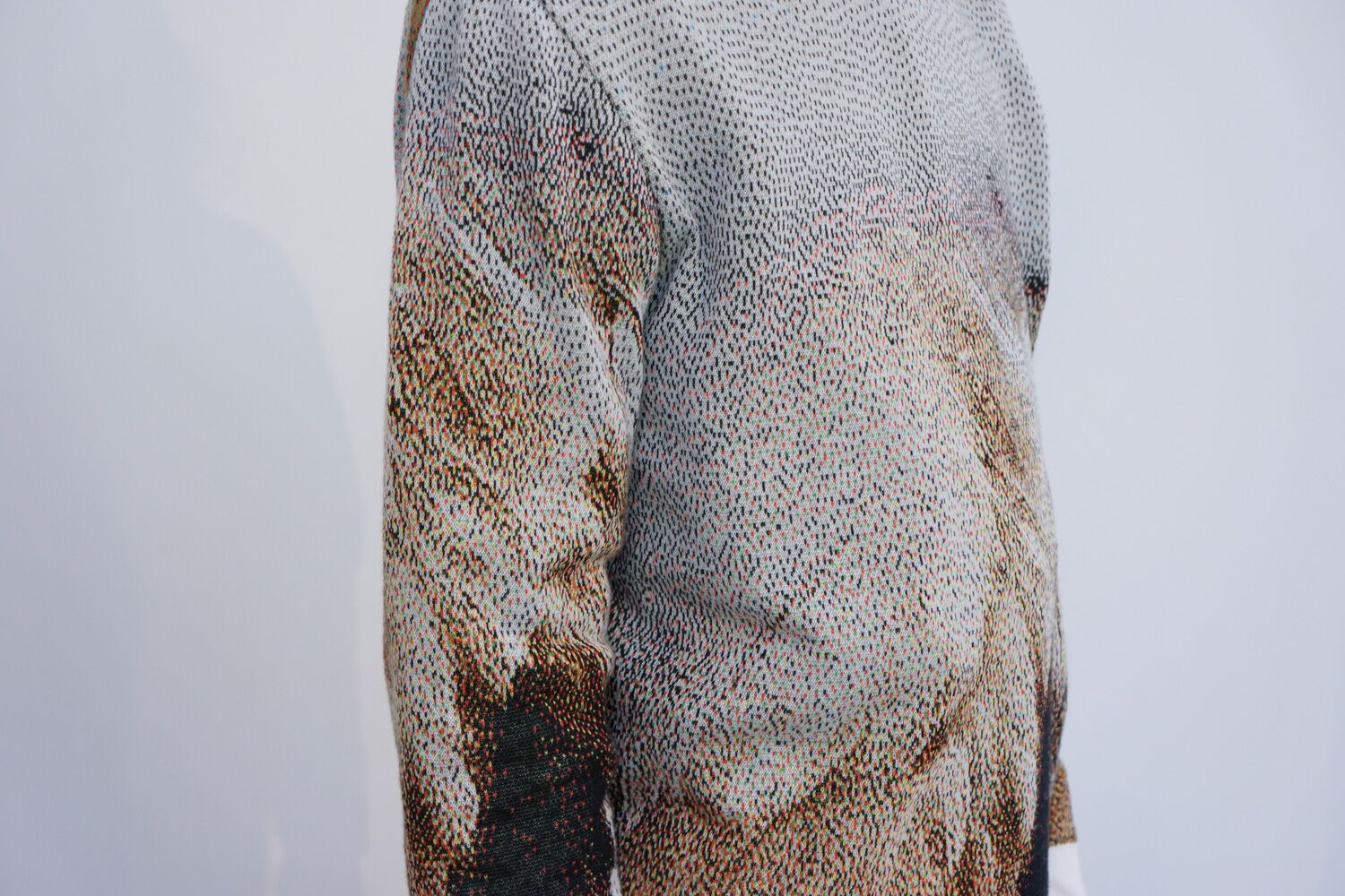 Syn Feather Sweater / Toki – HATRA OFFICIAL