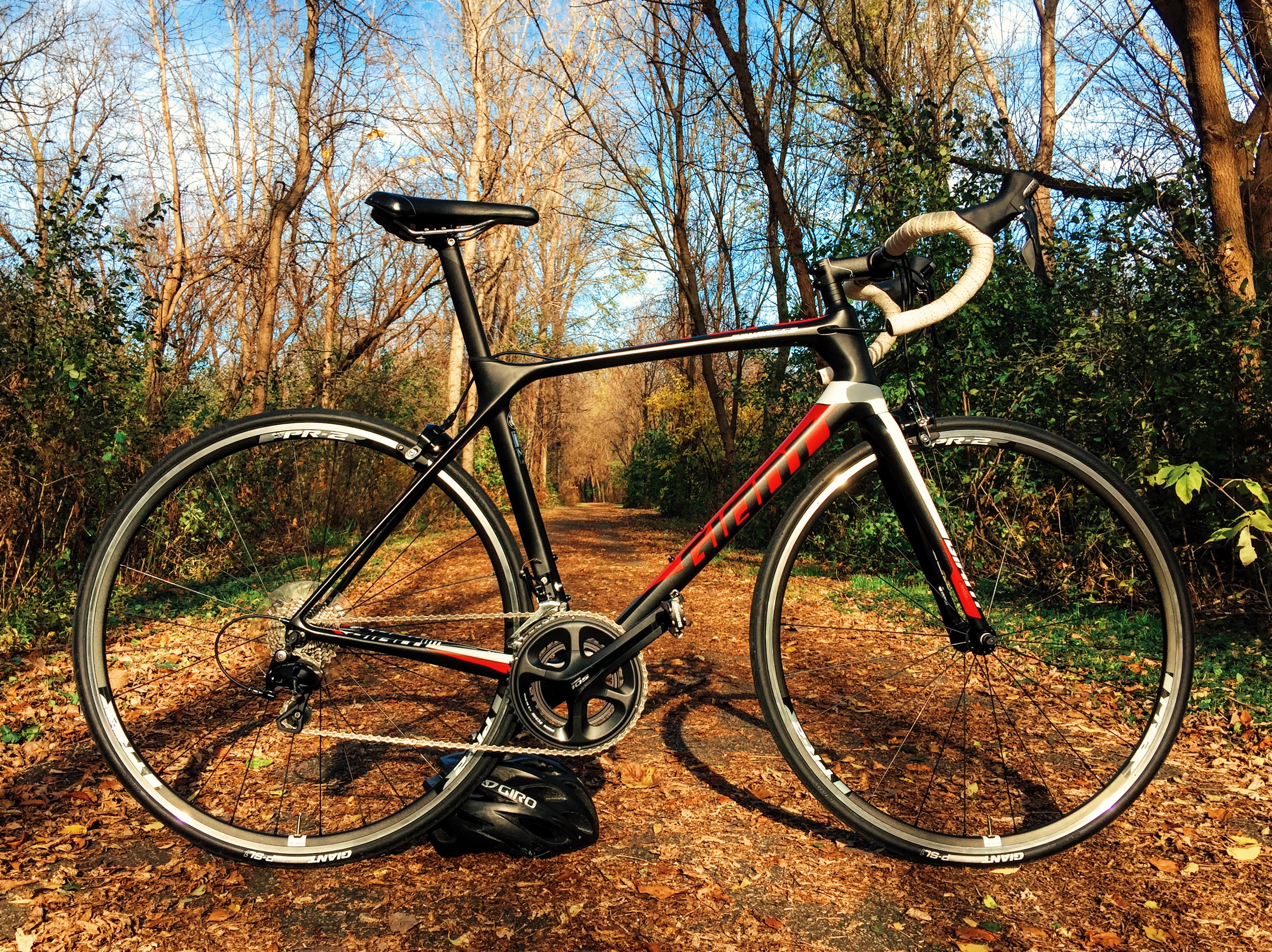 NBD! 2016 Giant TCR Advanced 2, my first road bike! : r/bicycling