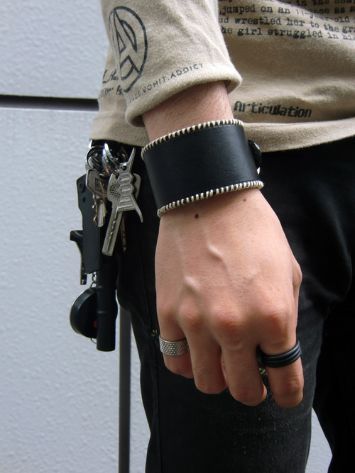 更新0907□FUUDOBRAIN_MAGGOT BEGGAR WRISTBAND□販売開始