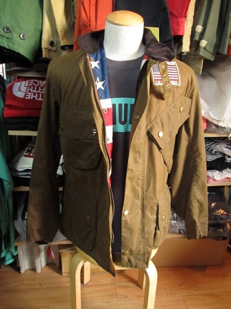 バブアー、永遠の定番インターナショナルジャケットのスティーブ