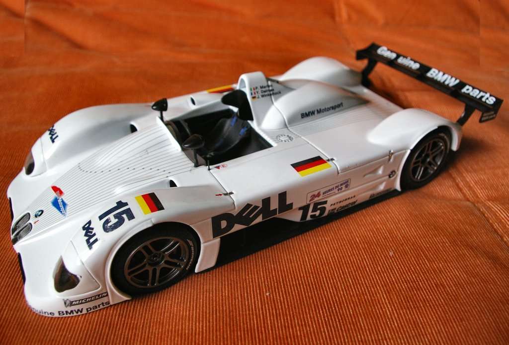 Kyosho 1999 Le Mans winner - BMW V12 LMR | DiecastXchange Forum