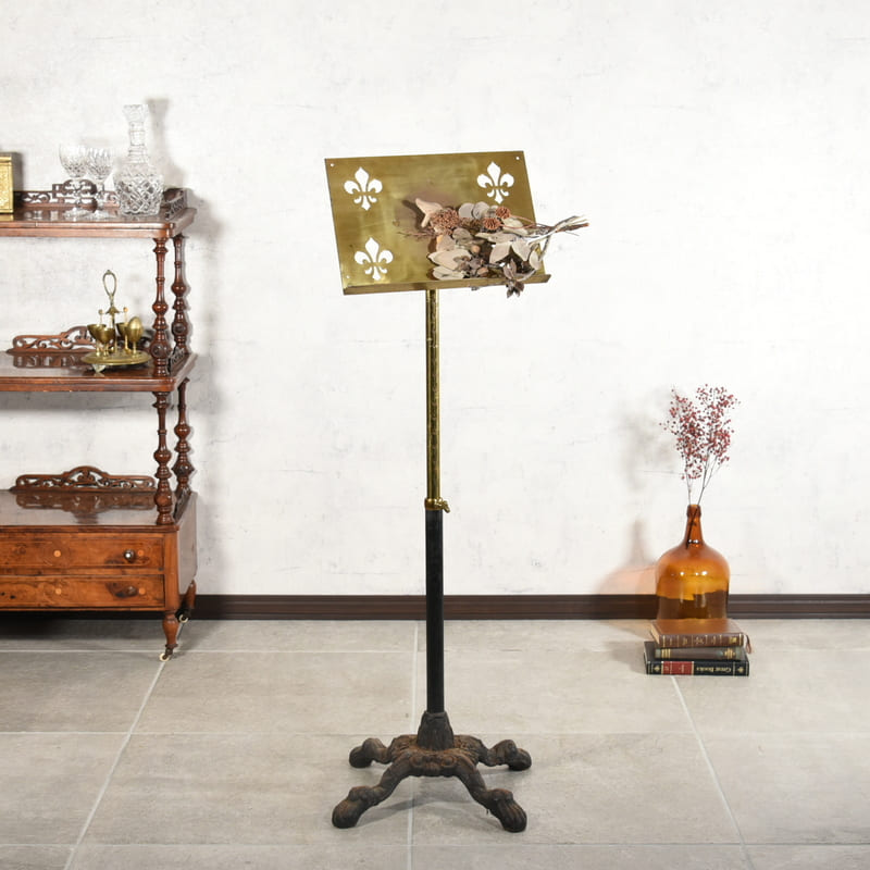 アンティーク譜面台 – 神戸アンティークウェアハウス