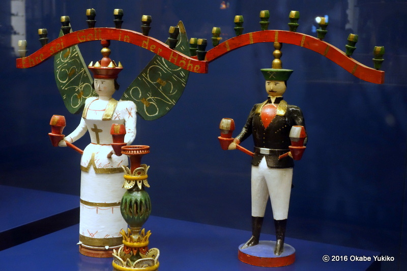 クリスマスを彩るエルツ山地の木工品 Männelwecken - Advent im