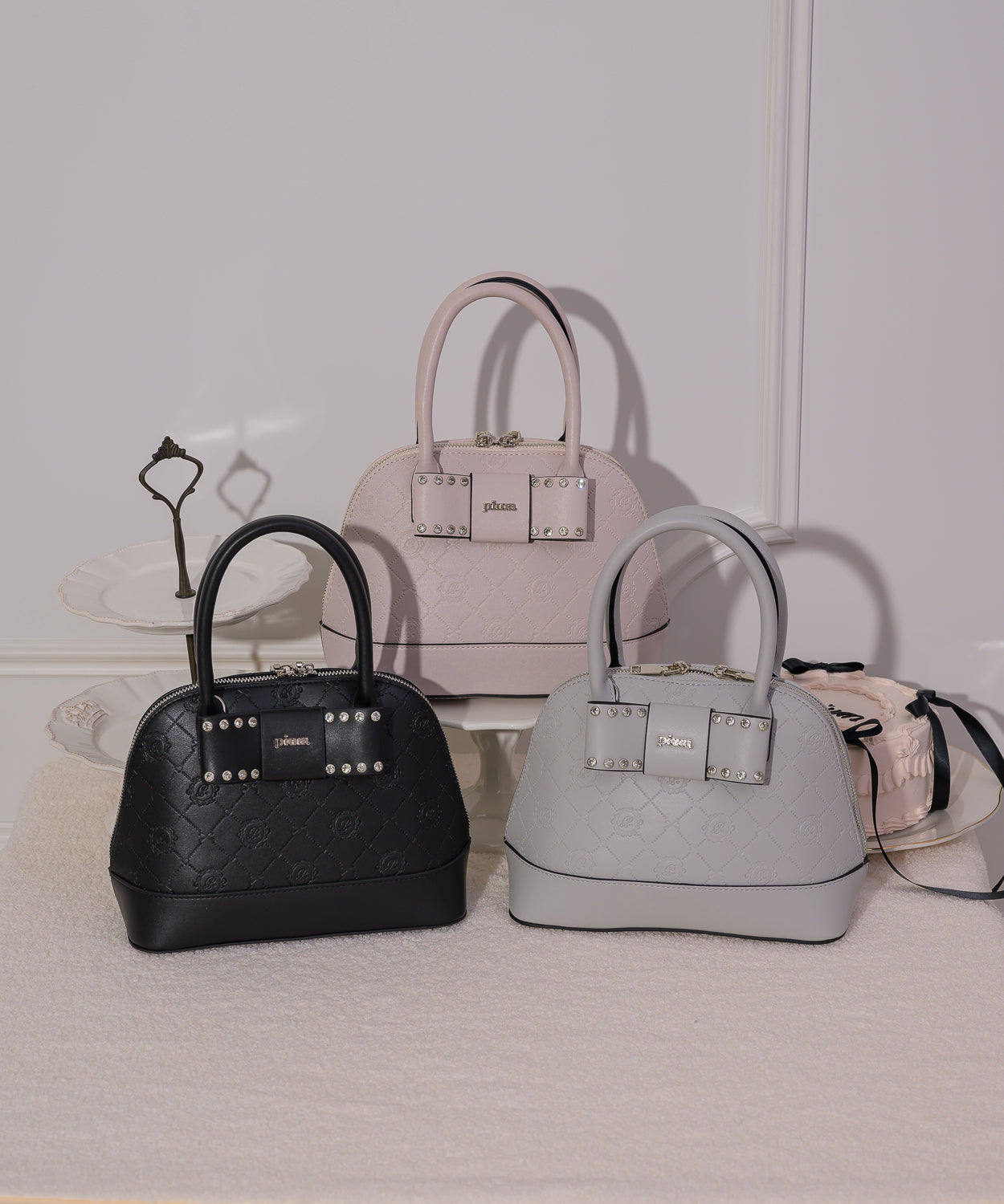 ビジューリボンモノグラムバッグ – pium