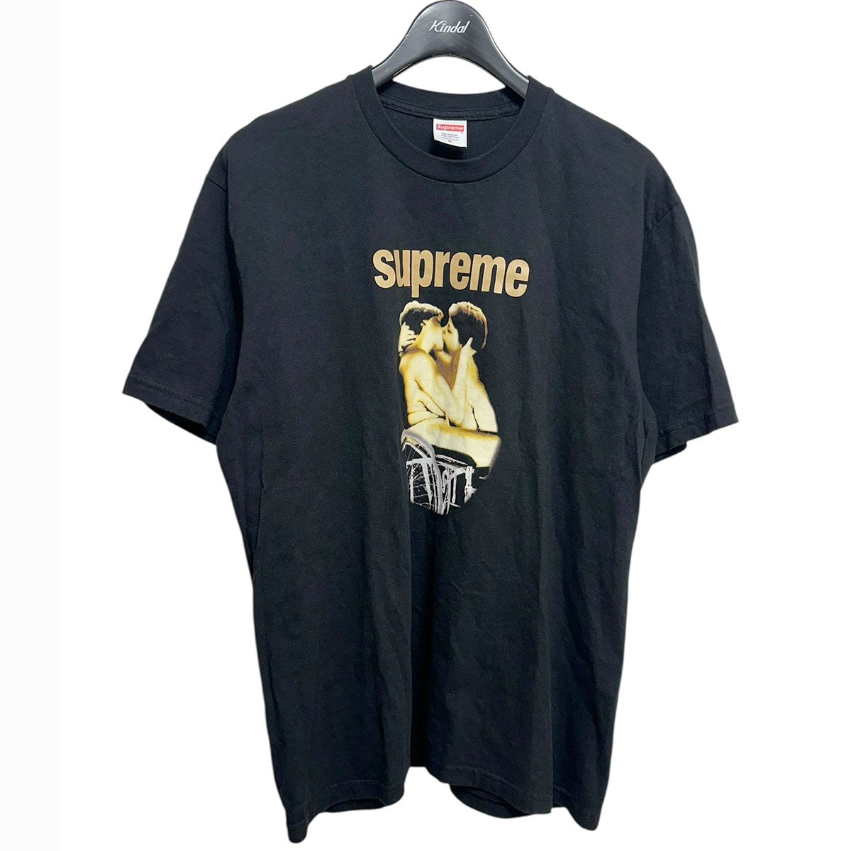 Supreme(シュプリーム) 23SSKiss TeeプリントTシャツ ブラック サイズ