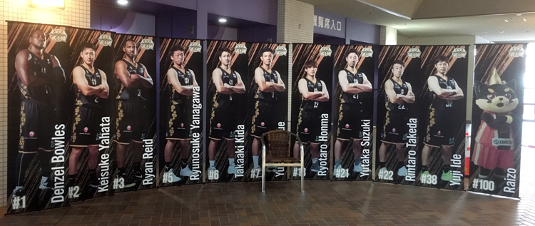 等身大パネル」「巨大タペストリー」オークション実施のお知らせ