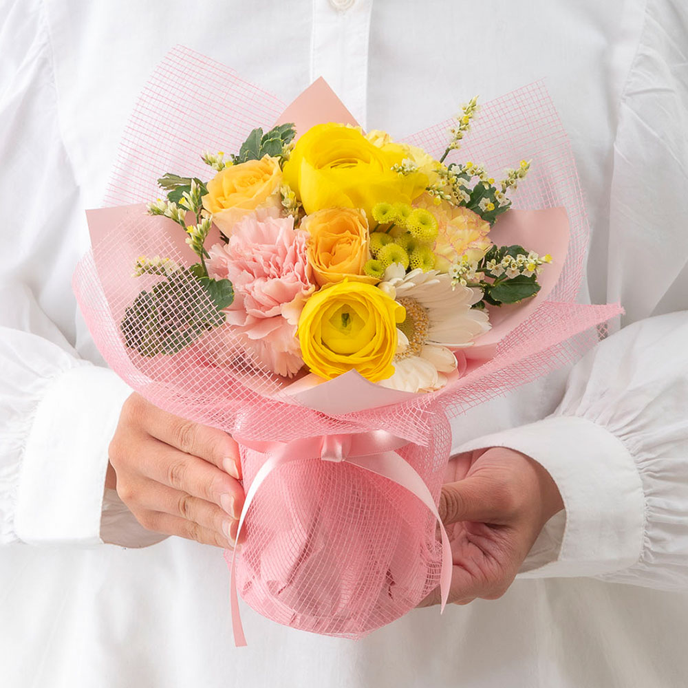 3月旬の花 ラナンキュラス そのまま飾れるブーケ「エアル」 | 花・花束