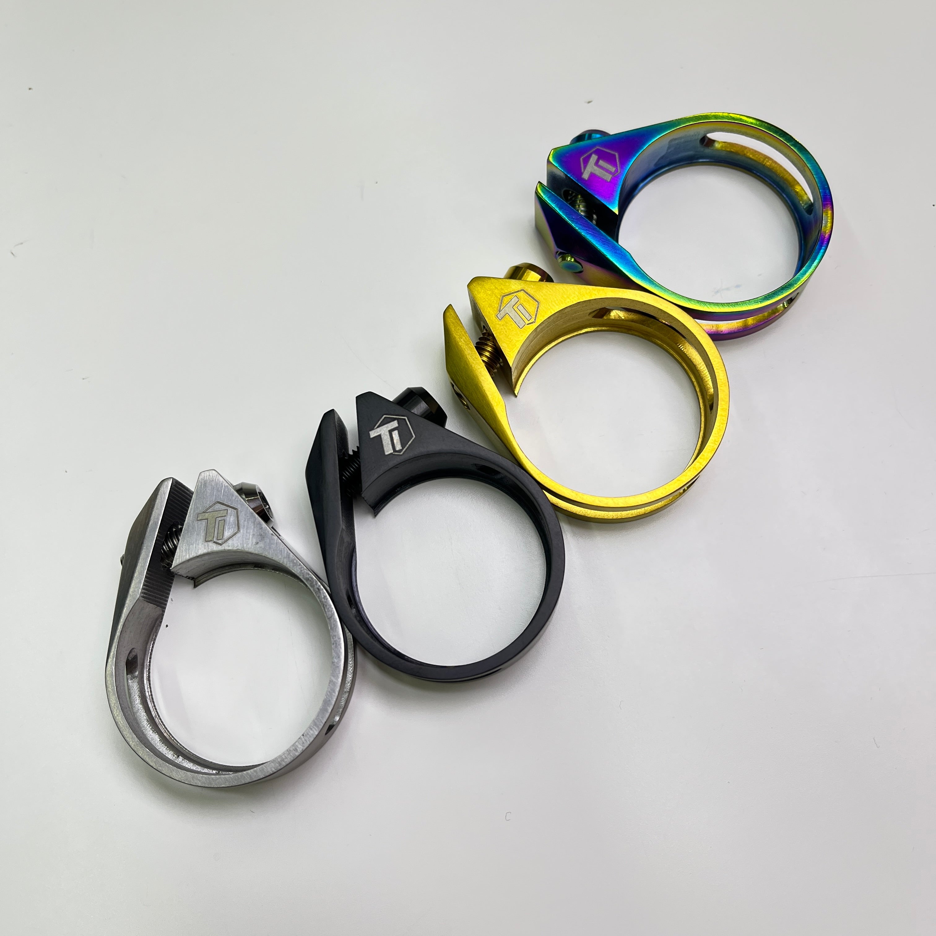 チタン シートポスト クランプ/カラー | 31.8/34.9mm | 無料の