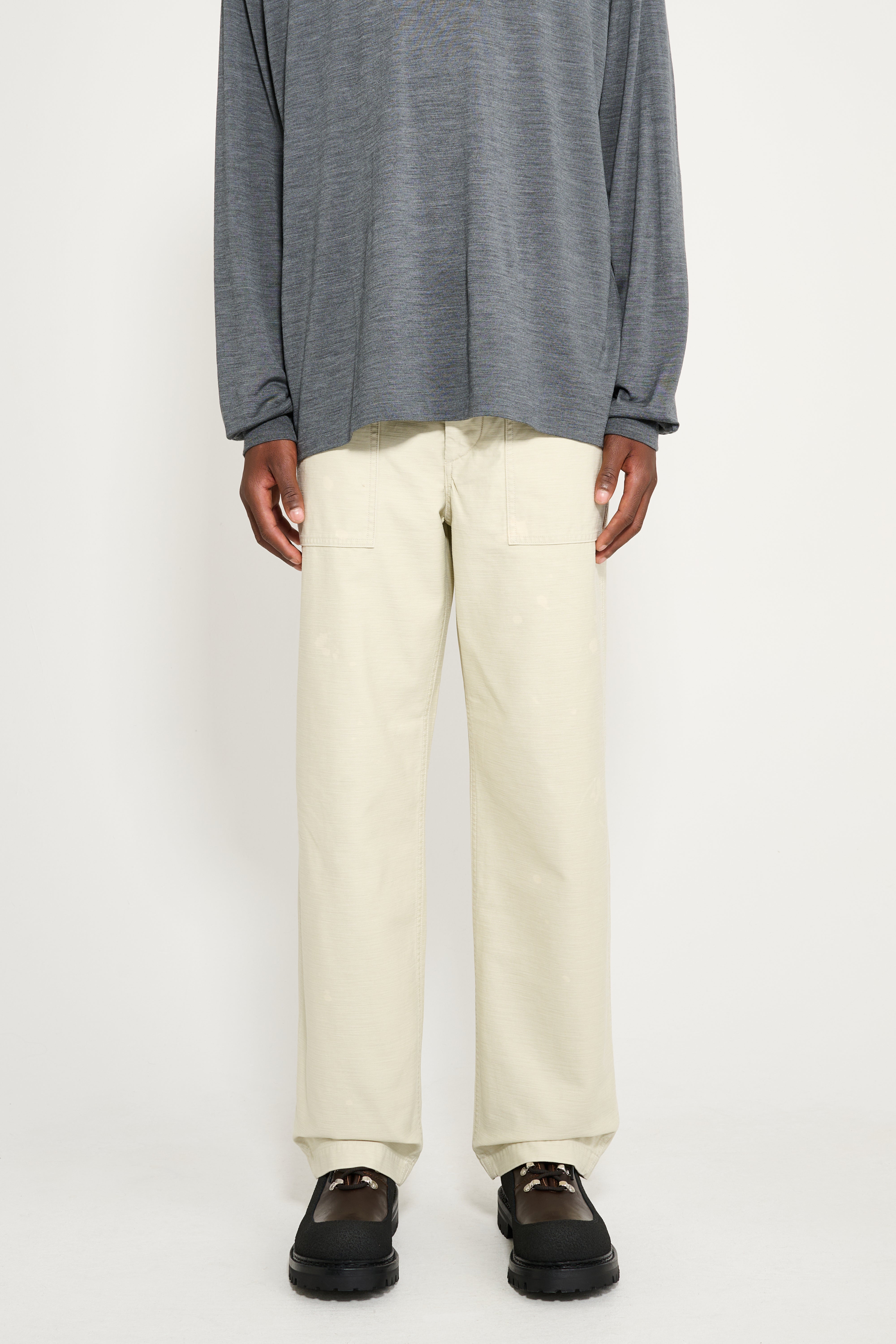 Auralee Washed Baggy Satin Bleached Baker Pants Dusty Ivory – Très