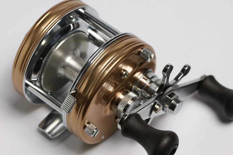 アブガルシア アンバサダー 4500 C ヘリテージ 140015 – Tackle Shop