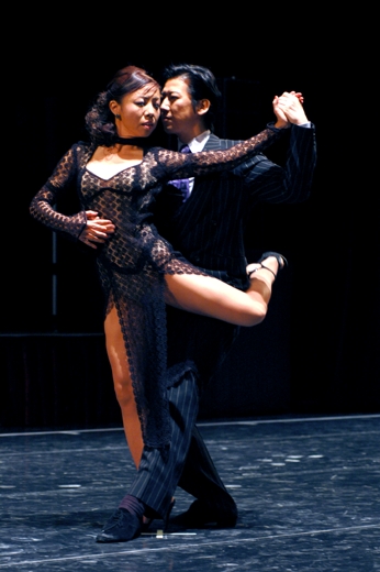 プロフィール 《PROFILE OF AKIYOSHI & NORIKO》