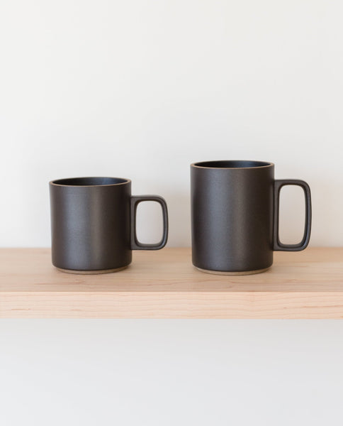 Hasami Porcelain Mug (Matte Black) – Ugmonk