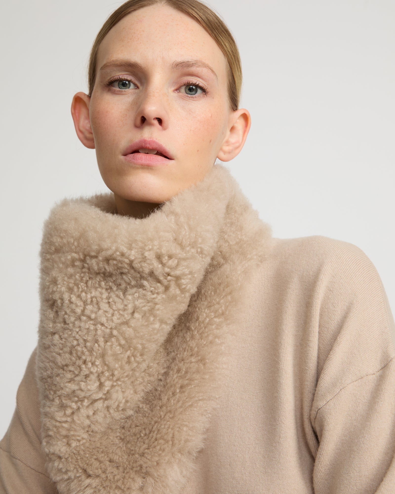 Women's Scarves and Shawls – Yves Salomon US