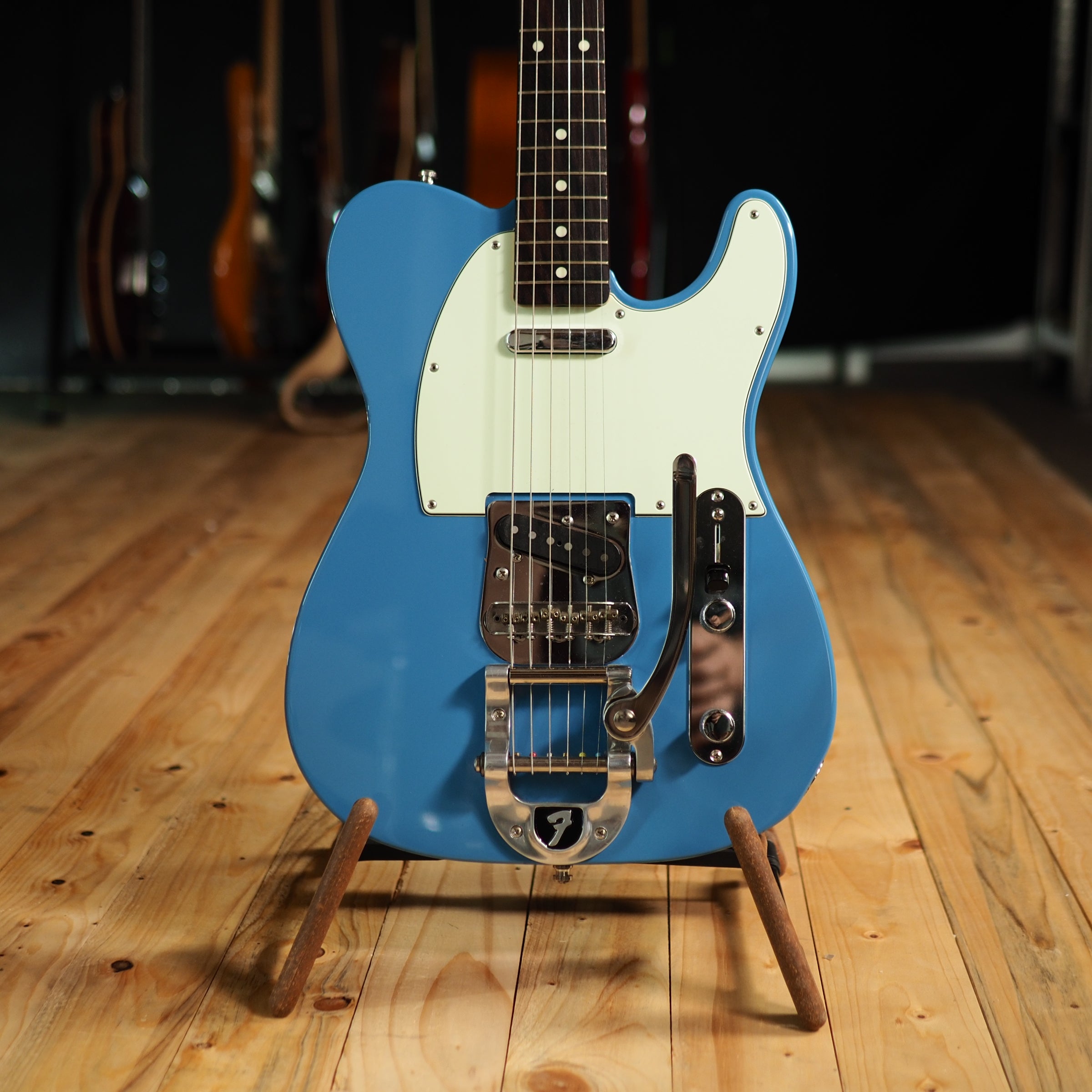 Fender Japan FSR Traditional 60s Telecaster with Bigsby in Candy