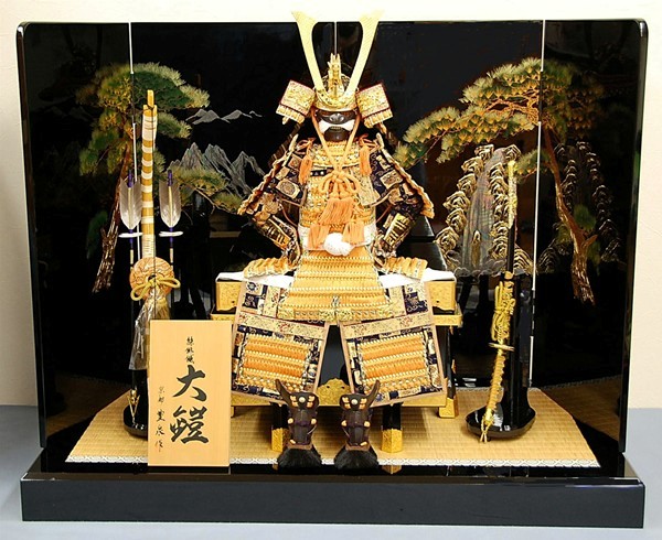 豊泉作 12号 緋縅 鎧飾｜五月人形・雛人形なら人形の和光