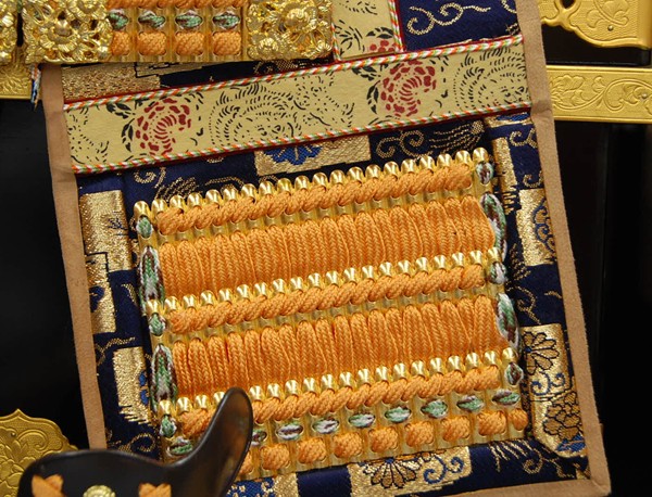 豊泉作 12号 緋縅 鎧飾｜五月人形・雛人形なら人形の和光