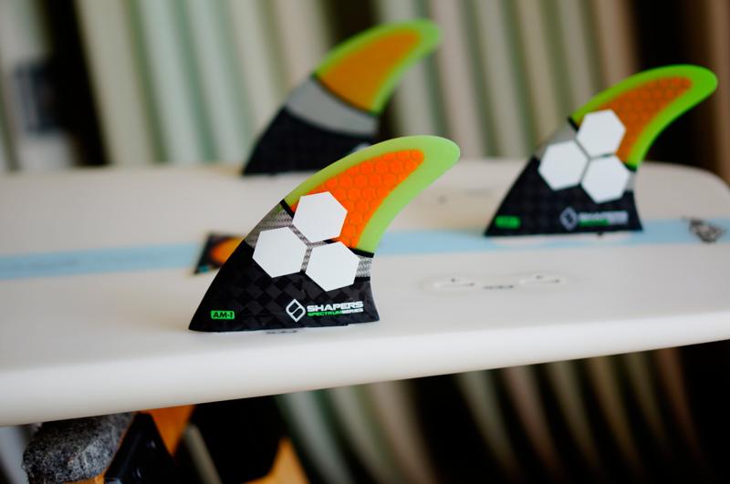 Shapers Fins Fcs AM1 Spectrum Fin |沖縄サーフィンショップ「YES SURF」