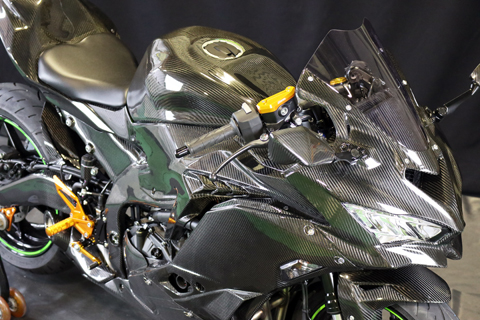 Ninja ZX-25R (2020-) タンクカバー タイプR --