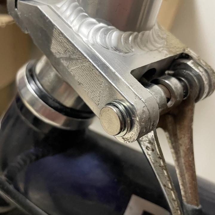 Peugeot Pacific-18 (Birdy) Navy ハンドルステム軸交換 - Column@nak