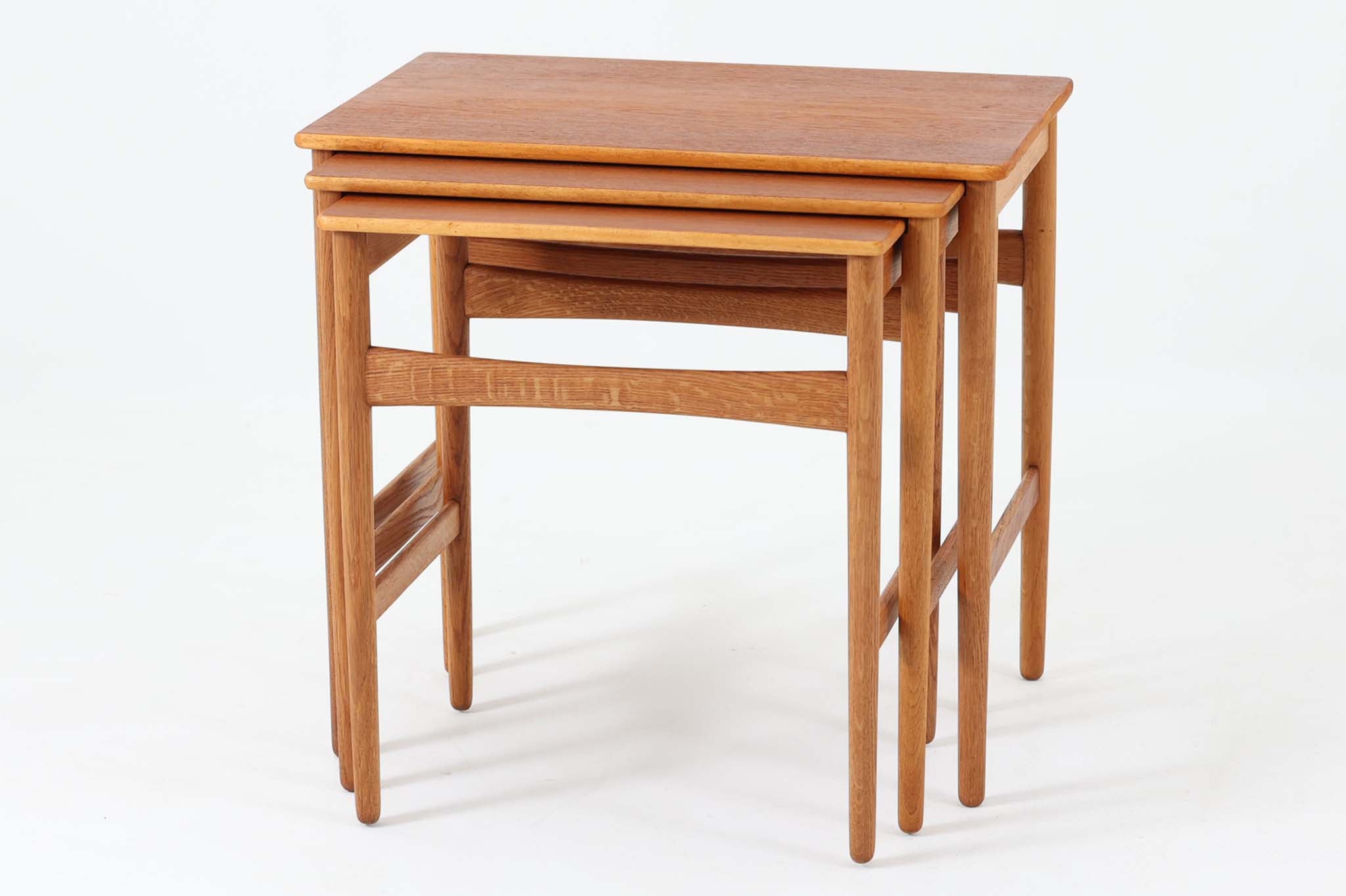 Hans J.Wegner(ハンス・J・ウェグナー) チーク×オーク材 ネスト