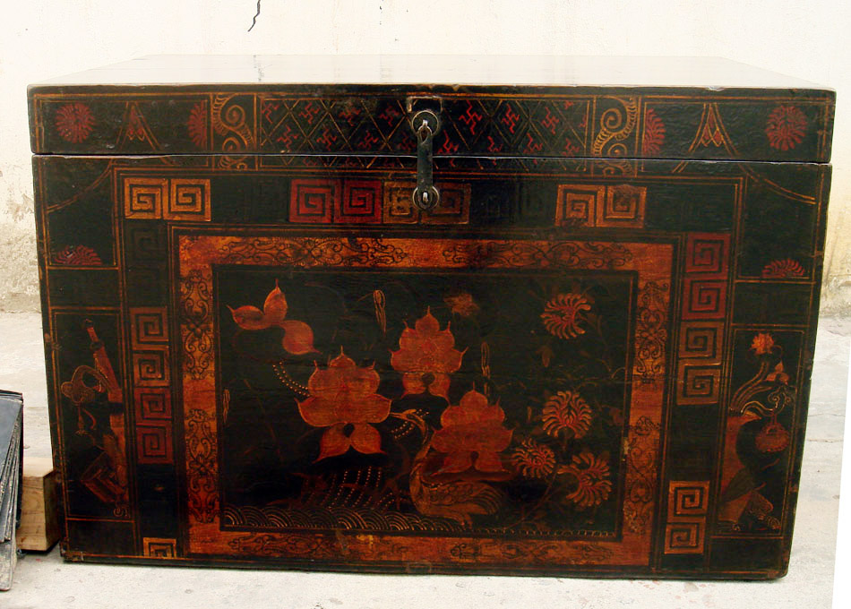 Chinese Antique Furniture Center (中国骨董家具中心)