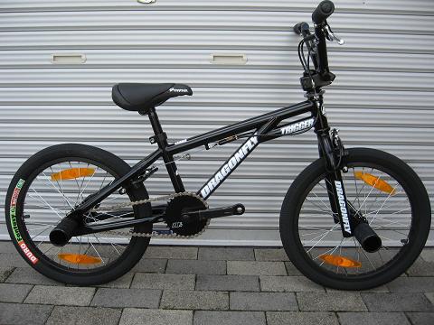 DRAGONFLY トリガー18 ジュニア＆キッズ向き フラットモデル | Climb