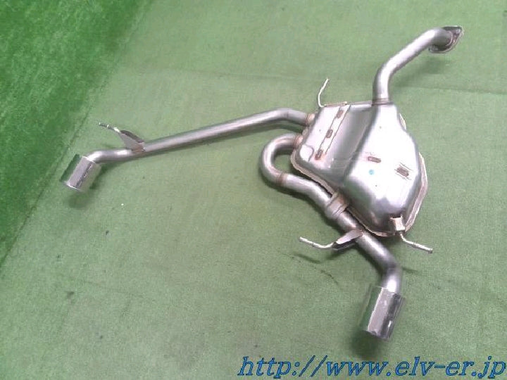 大型商品】スイフト／スポーツ／ZC33S／Rマフラー／純正