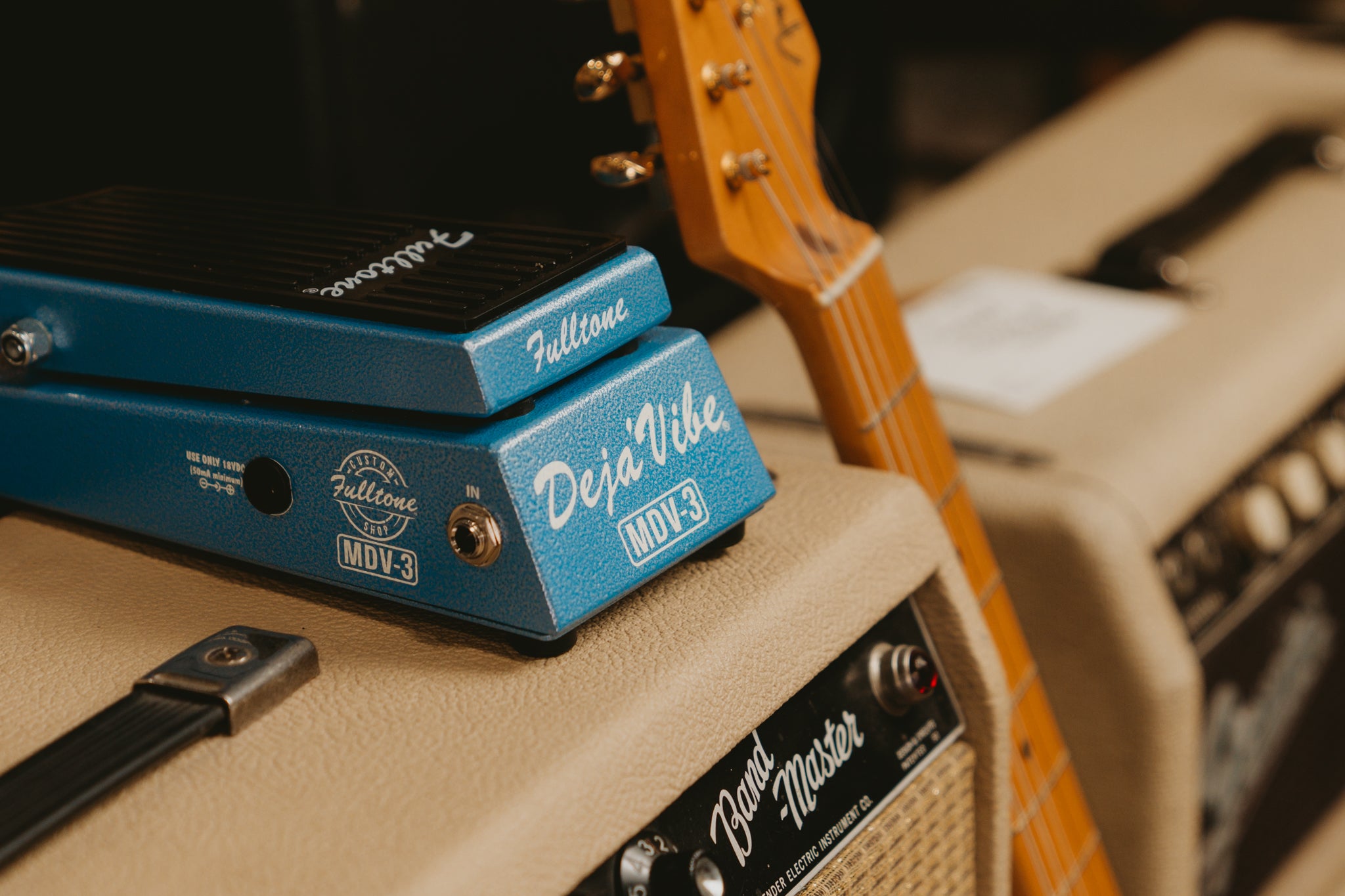 Mini-Deja'Vibe3 v2 – Fulltone USA