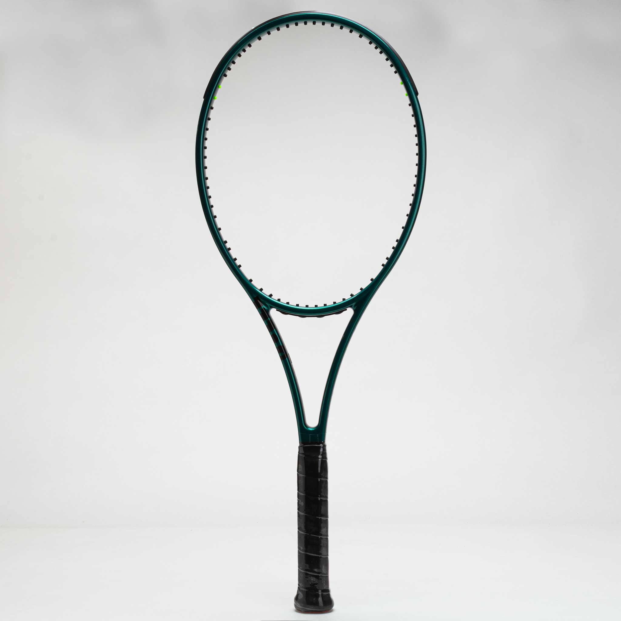 Wilson Blade Pro 98 18x20 v9 – Holabird Sports