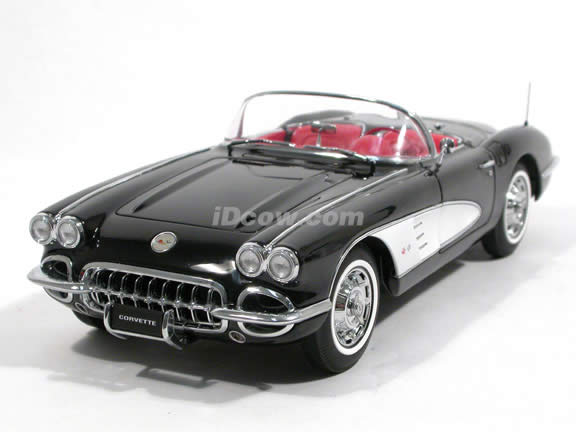 1959 Chevrolet Corvette diecast model car 1:18 scale die cast by
